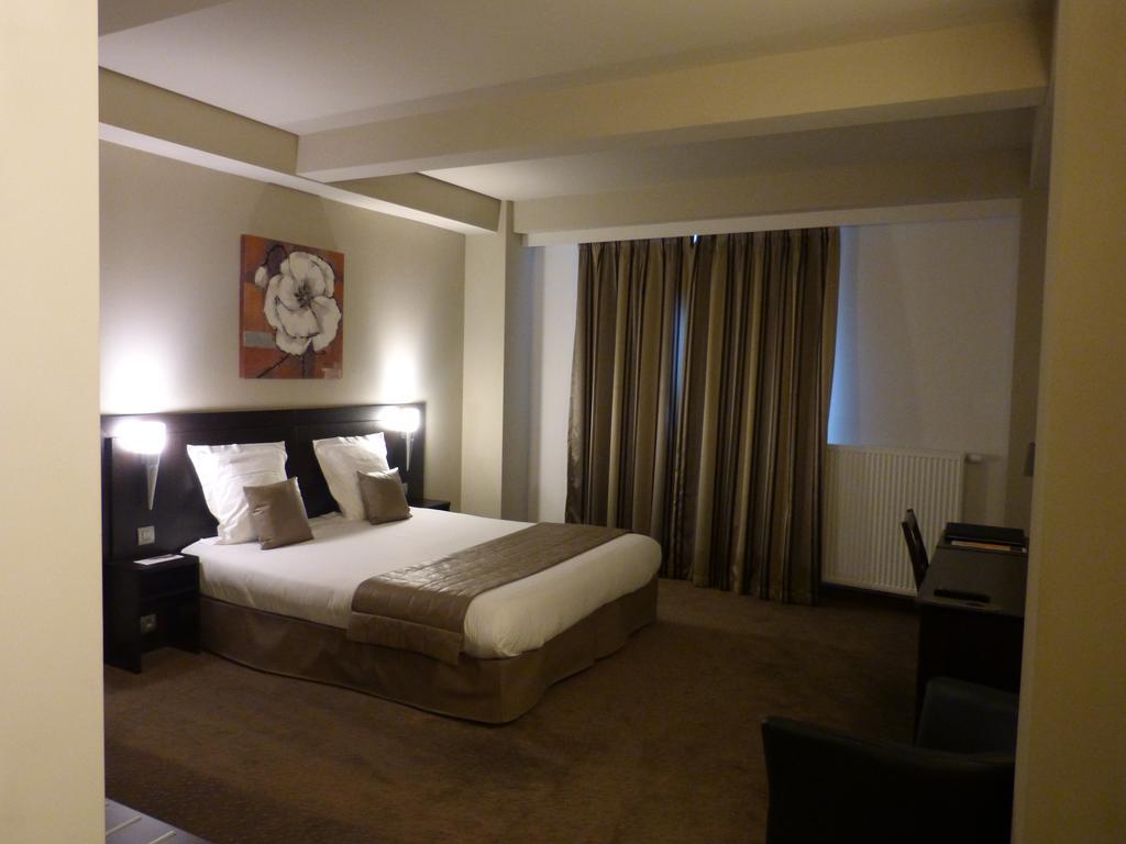 Hotel Saint Daniel Péruwelz Eksteriør bilde