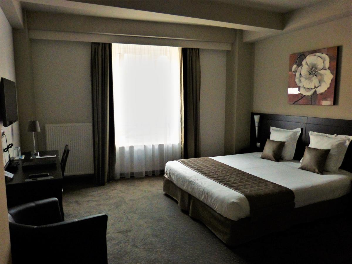 Hotel Saint Daniel Péruwelz Eksteriør bilde