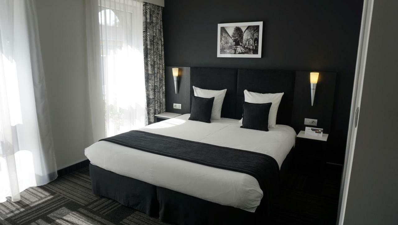 Hotel Saint Daniel Péruwelz Eksteriør bilde